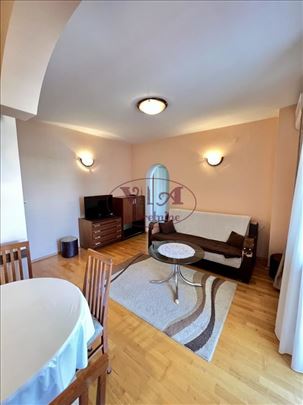 Novi Sad, Grbavica, Odlican jednoiposoban stan