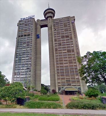 Odličan stan u Genex-u, III