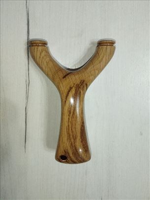 Praćka - zakrivljeni model 1