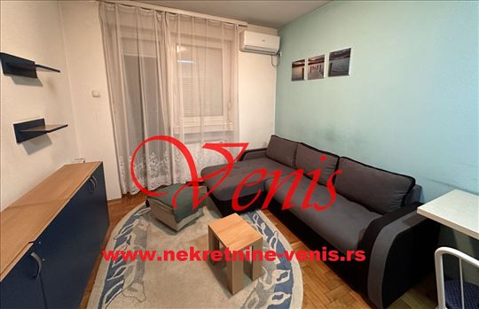 * VENIS Nekretnine * - Izdajemo CENTAR 23 m2, ul.