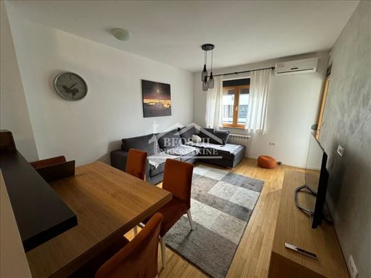 Zemun - Zelena avenija - 3.0, gar.mesto ID#19392