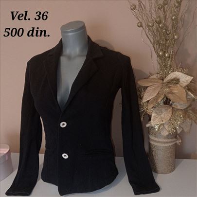 Ženska garderoba kao nova