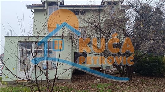 Kuća sa lokalom 134m2, Bulevar Nikole Pašića