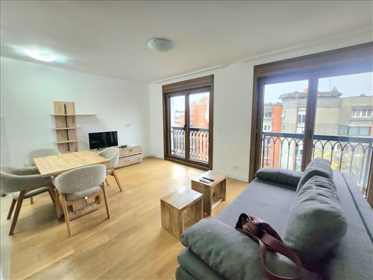 LUX NOV prvo izdavanje