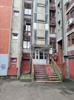 Namesten stan centar Banjice