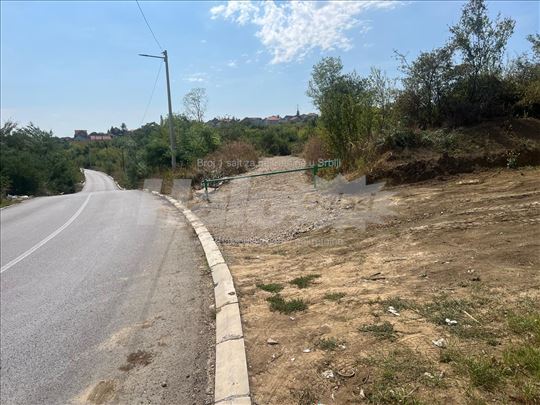 Prodajem plac u Malom Mokrom Lugu