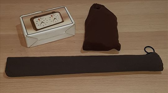 Šah drvene figure, pvc tabla + sat insa beli