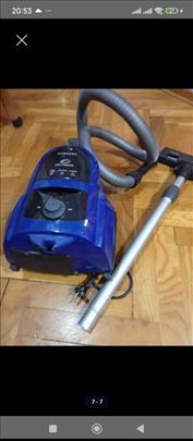 Usisivač SAMSUNG bez kese kompletan dobar 