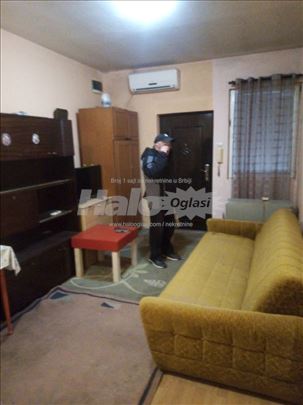 Bele vode, garsonjera