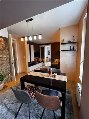 Belvil, 1,5, 45m2, VII, kompletno namešten