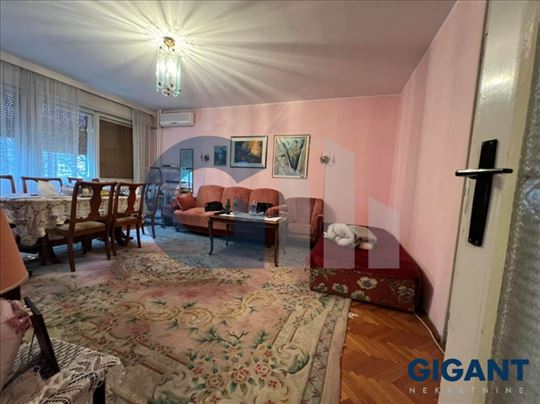 Blok 33, 64m2, II, cg,