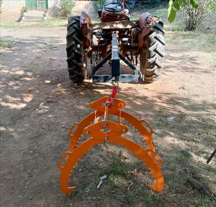 Dizalica sa hvataljkom za trupce