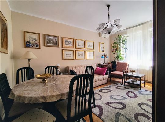 Dvoiposoban stan 59 m²- Savski Venac