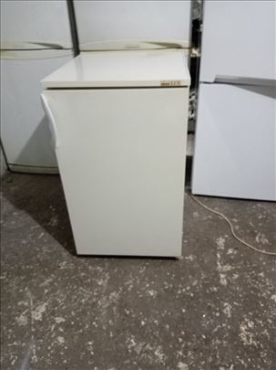 Frižideri Obod 140 i LG 340 l,