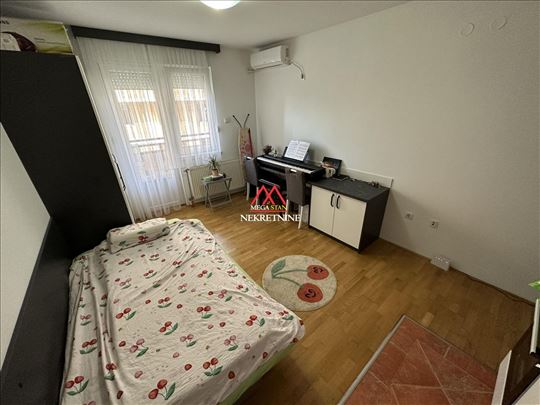 Garsonjera - 28m2 - Grbavica