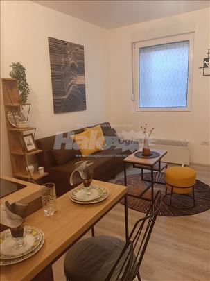 Garsonjera NOVA kljuc u ruke