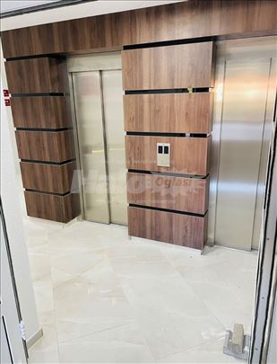 Izdajem Nov stan kao poslovni prostor(kancelarija)