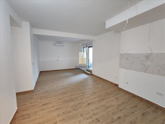 Novogradnja, jednoiposoban stan, useljiv