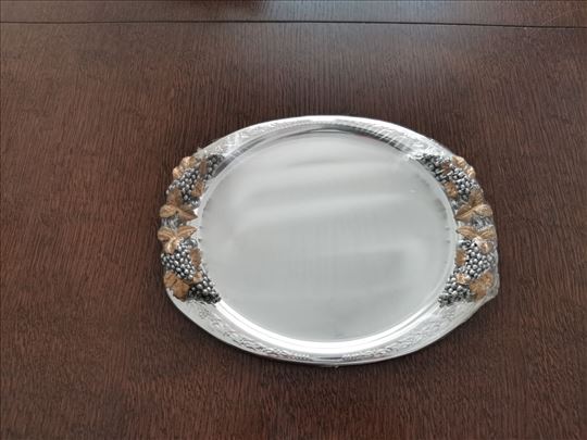 Posrebreni poslužavnik