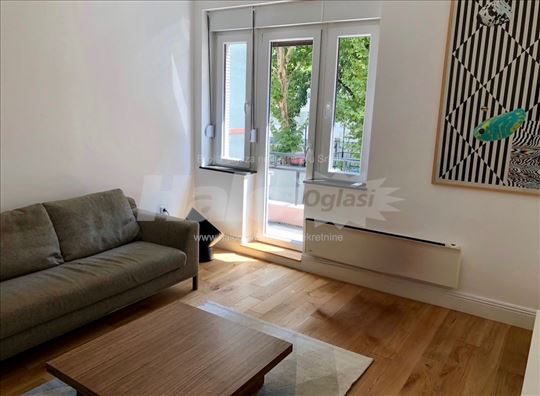 Prelep renoviran stan Kumanovska 52m2