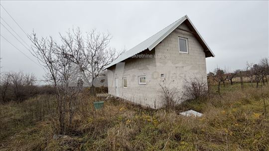 Put za Slankamen pl. 234, Inđija, 4.0, 100 m²