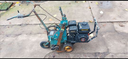 Ryan sekač bušenja - mašina za tepih travu