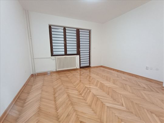 Svetog Nikole - Veljka Dugoševića - 38m2