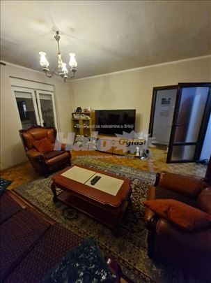 Uknjižen 2.0 stan na B.Kosi