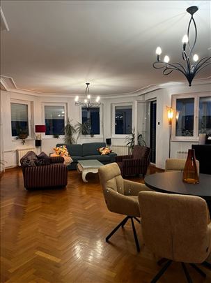 Veliki stan u Dalmatinskoj izdavanje