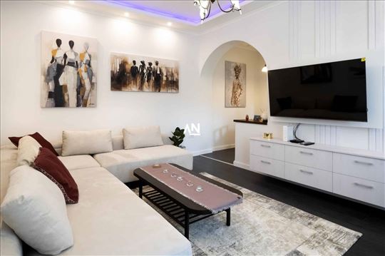 Zemun, Centar, Glavna, Lux, Parking ID#29319