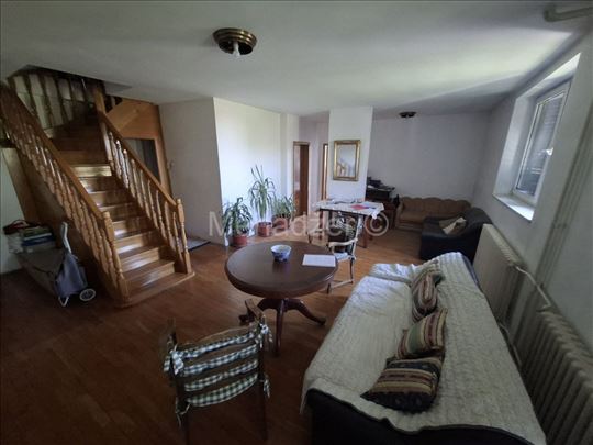 Banovo brdo-Golf/Košutnjak 110m2 4,0sob,dupleks 2.