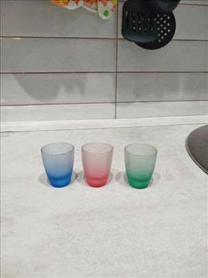 Čašice za rakiju u boji-12 komada