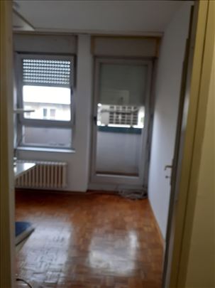 Crveni krst,Vojislava Ilica, lep 2,0 stan od 48m2