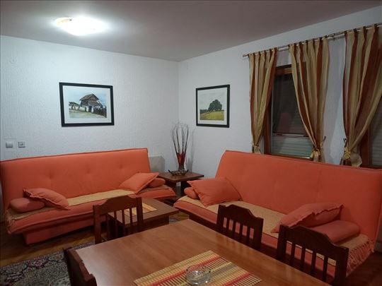 IZDAVANJE APARTMAN ZLATIBOR 42m2 