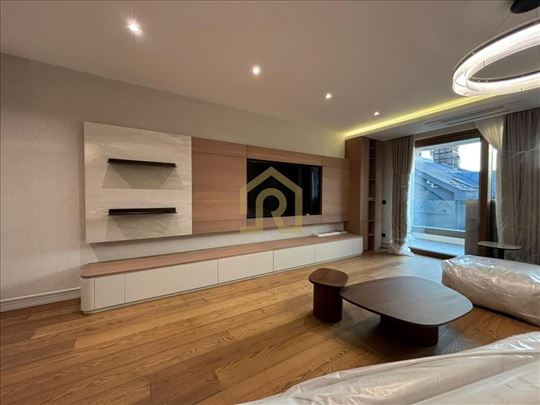 Izdavanje, stan, Mišarska, 143m2, Id1786