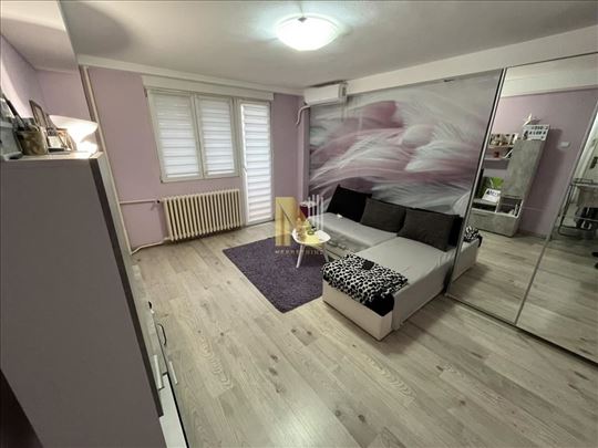 Komforan dvosoban stan u blizini Železničke stanic