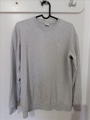 Minimal stil – sivi duks 