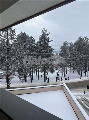 Moderan apartman blizu jezera-mir i priroda