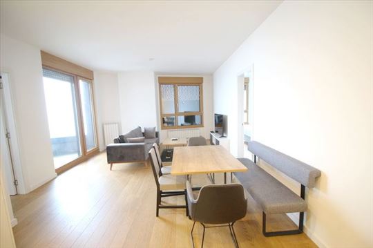 Moderan stan, Skyline, garaža, ID 2988