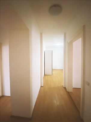 Really Big Bright Spacious 103m2+ Terrace 20m2