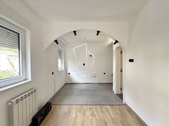 Voždovac, nov stan, luxuzno sređen ID#1150311