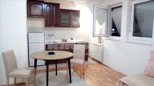 Vračar-Južni bulevar 30m2