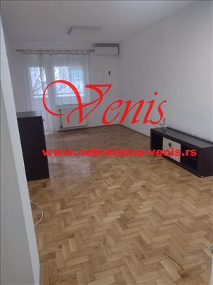 Bulevar oslobođenja - ul Milana Toplice 48 m2