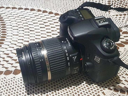Canon EOS 60D digitalni fotoaparat Tamron 18-270mm