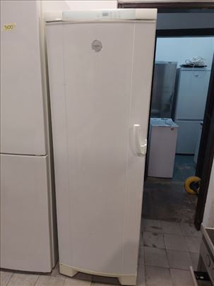 Frizider Electrolux 335 lit uvoz GARANCIJA 12 mese