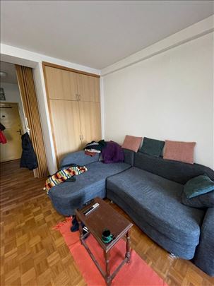 Garsonjera na 2. spratu