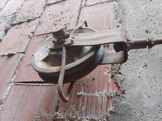 Gradjevinska zidarska Dizalica Koturaca do 500kg