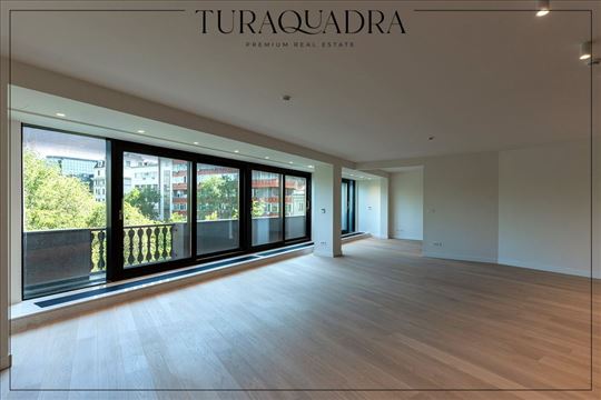 Luksuzni stan s premium pogledom, Andrićev venac