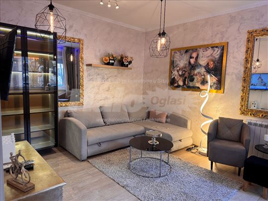 Lux garsonjera Vracar Kalenic