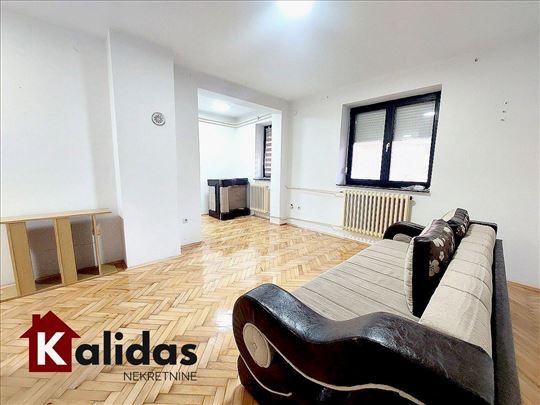 Novi Sad, GRBAVICA, 27 m2, odmah useljivo!